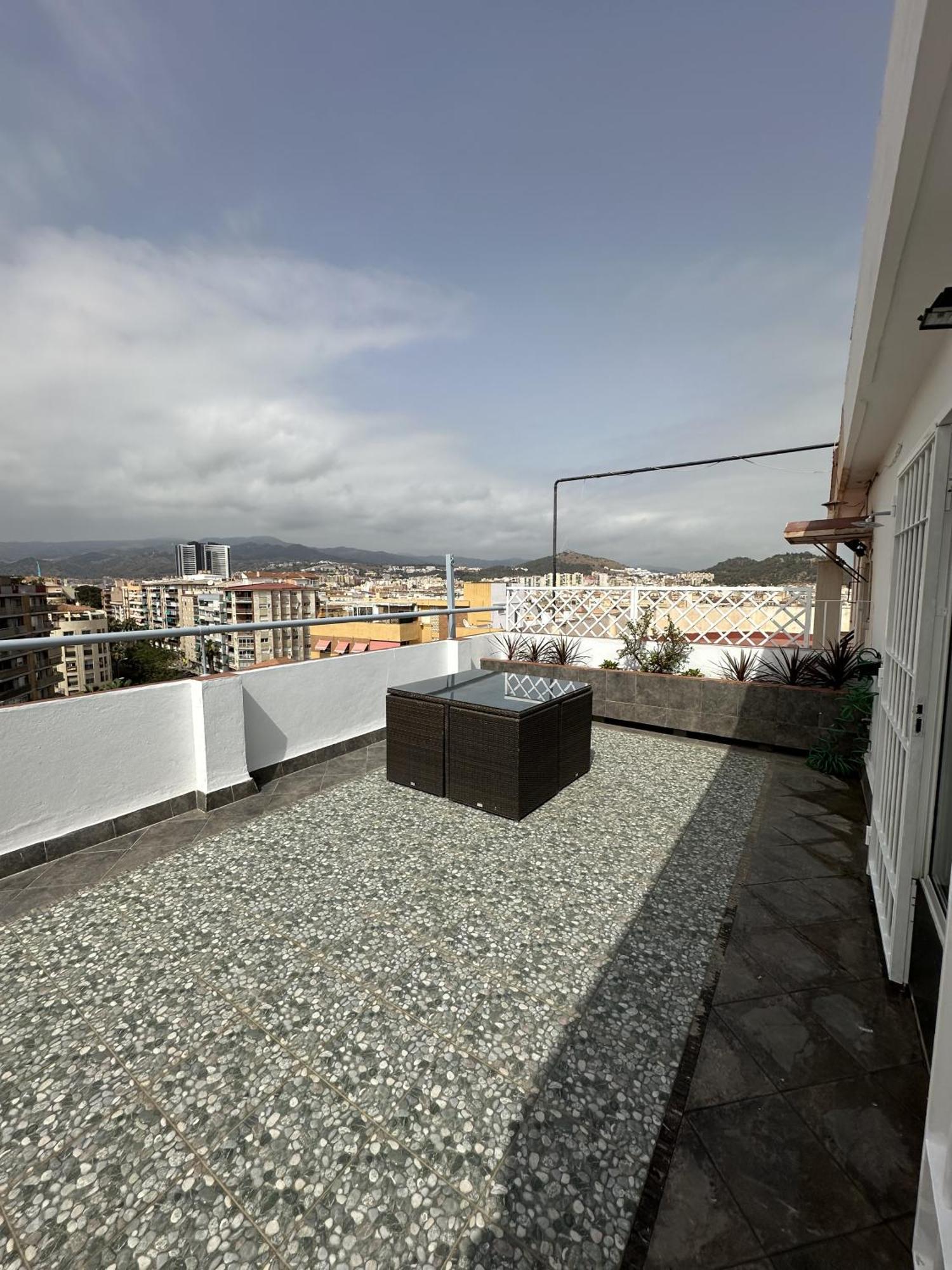 Ferienwohnung Atico Plaza Bailen Malaga Centro Exterior foto